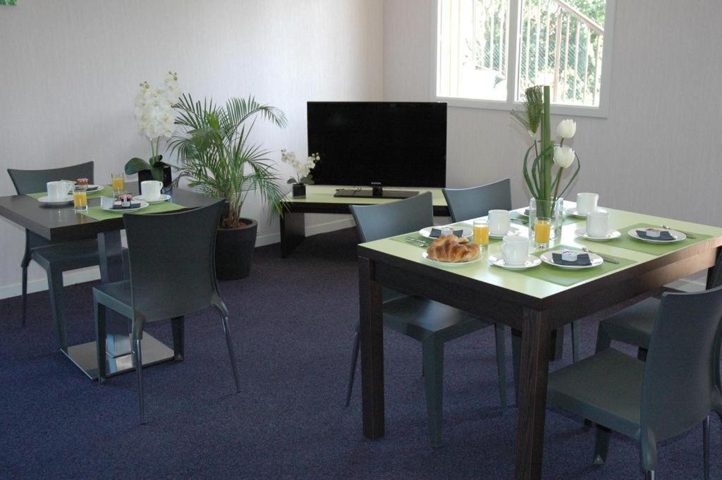 Le Fleur"H"On 11 D'Honfleur, T2 En Residence Avec Piscine, Wifi Et Parking Gratuits Équemauville Dış mekan fotoğraf